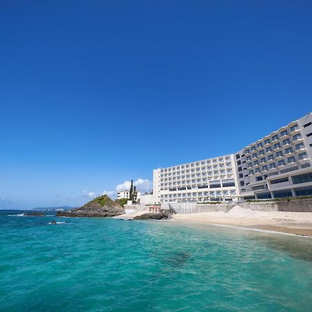 Hotel Miyuki Beach Onna Exteriör bild