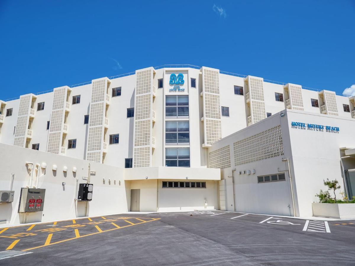 Hotel Miyuki Beach Onna Exteriör bild